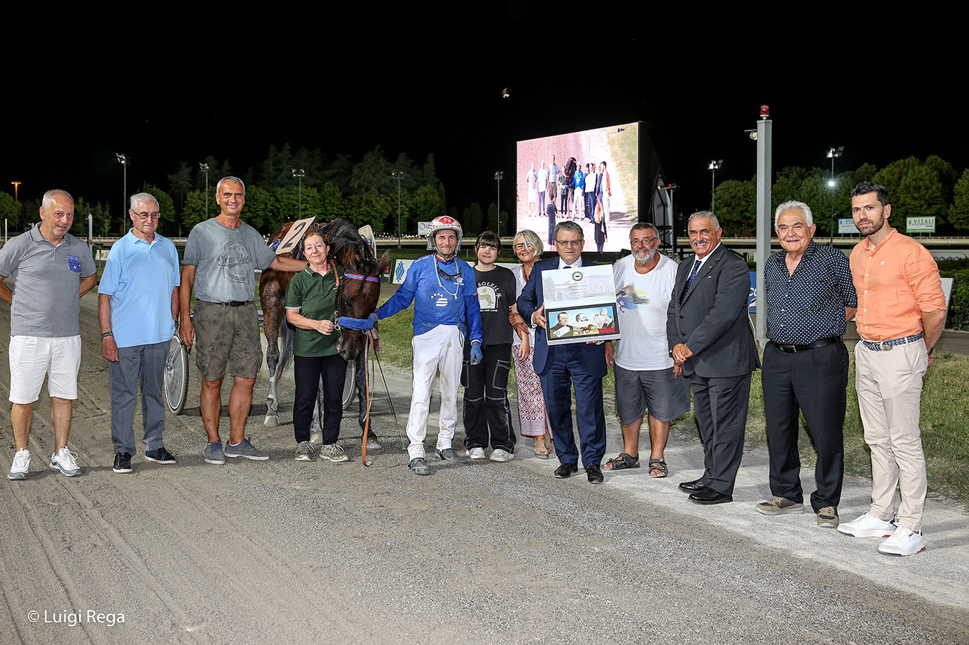 premiazione quinta.jpg